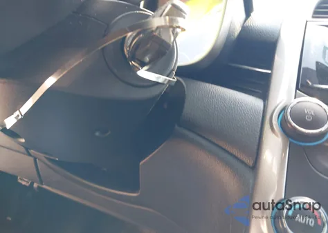 2015 Chevrolet Malibu 2Lt z USA, uszkodzony, nr VIN 1G11D5SL4FF277228